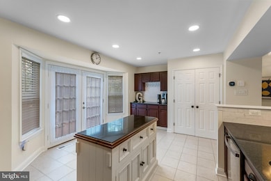 6168 Silver Arrows Way, Columbia, MD 21045 - photo 7