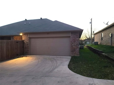 202 N Denton St, Weatherford, TX 76086 - photo 5