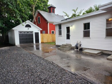 93 Chestnut St, Nashua, NH 03060 - photo 3