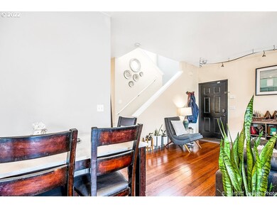 1657 Hamlet Ln, Eugene, OR 97402 - photo 2