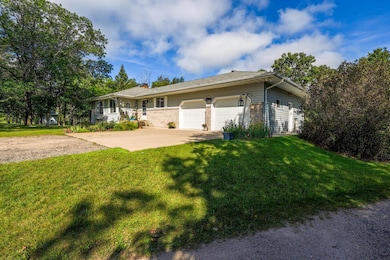 2019 Whiting Rd NW, Bemidji, MN 56601 - photo 4