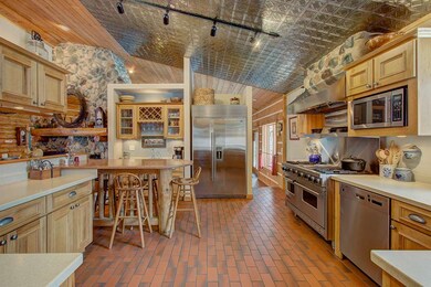 2705 Thinnes St, Cross Plains, WI 53528 - photo 7