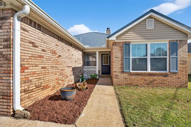 487 Cascabellas St, Mary Esther, FL 32569 - photo 2