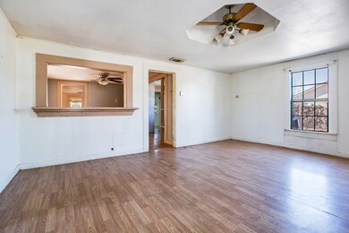 723 Hughes St, San Angelo, TX 76903 - photo 6