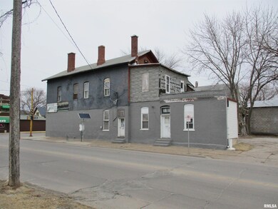 1649 W 3rd St, Davenport, IA 52802 - photo 2