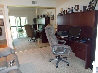 5525 Via la Mesa unit O, Laguna Woods, CA 92637 - photo 7