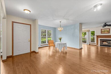 1079 Ridgefield Cir, Carol Stream, IL 60188 - photo 3