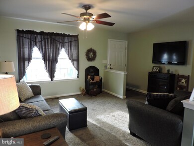 826 Vermont Ave, Woodbury, NJ 08096 - photo 5