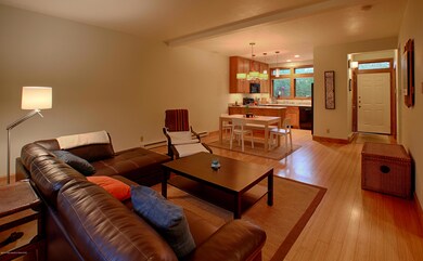 LivingRoom2