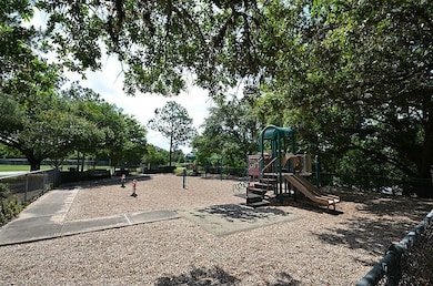 135 1st St, Sugar Land, TX 77498 - photo 4