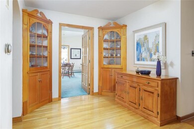 Dining room with built-ins now...