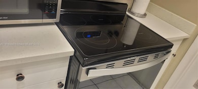 1958 Monroe St unit 107, Hollywood, FL 33020 - photo 3