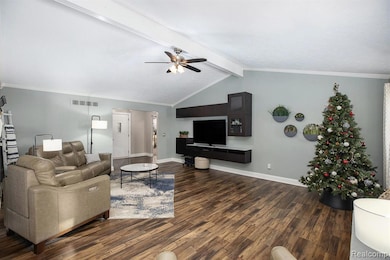 37815 Streamview Dr, Sterling Heights, MI 48312 - photo 3