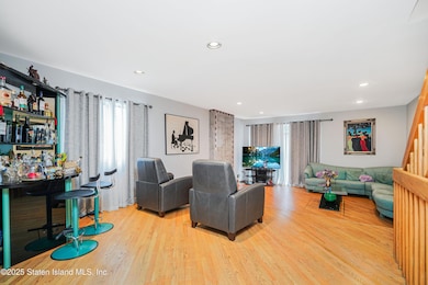 50 Dina Ct, Staten Island, NY 10306 - photo 5