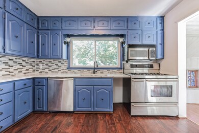 18434 Walter St, Lansing, IL 60438 - photo 5