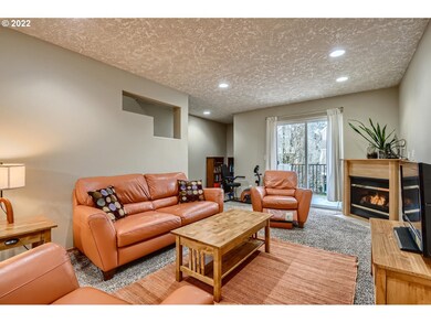 14715 NE Couch St, Portland, OR 97230 - photo 6
