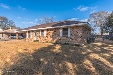206 Quebec Circle