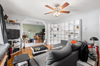 05-Living Room