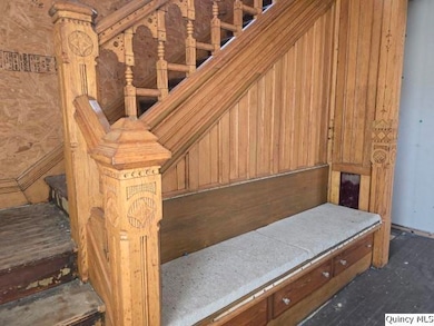 243 Main St, Carthage, IL 62321 - photo 2