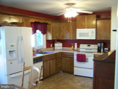 4947 Woodbine Rd, Woodbine, MD 21797 - photo 5