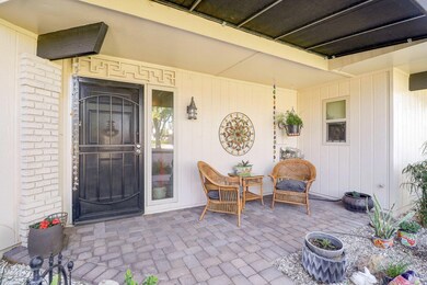 10645 W Hutton Dr, Sun City, AZ 85351 - photo 6