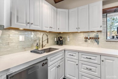 489 Tahoe Keys Blvd unit 52, South Lake Tahoe, CA 96150 - photo 3