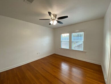1530 Sul Ross St unit 2, Houston, TX 77006 - photo 6
