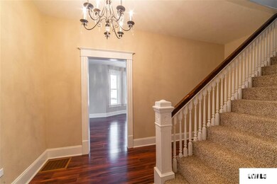 802 Wyatt Ave, Lincoln, IL 62656 - photo 4