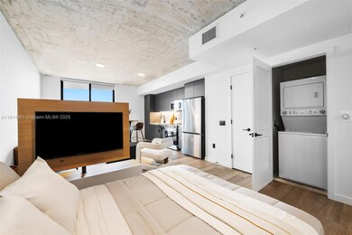 307 SW 5th St unit STUDIO 09 LINE, Fort Lauderdale, FL 33315 - photo 4