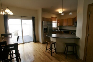 34 S Gardens Way, Fitchburg, WI 53711 - photo 3