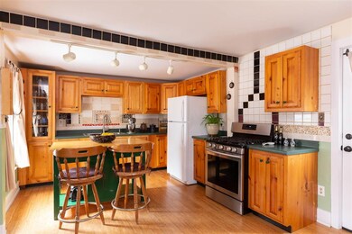 20 West St, Winooski, VT 05404 - photo 7