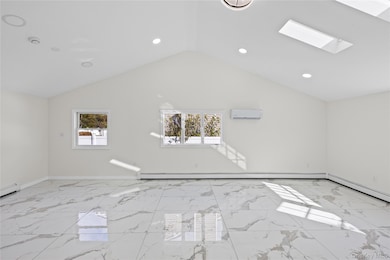 1568 7th St, West Babylon, NY 11704 - photo 4