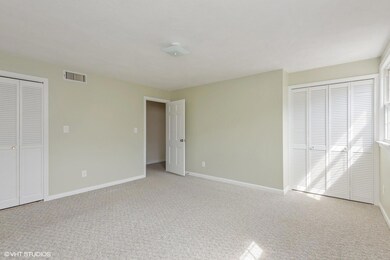 07_69captCook_18_Bedroom_MLSuse_1500x150