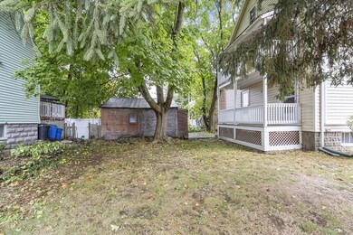 9-11 Robbins Rd, Arlington, MA 02476 - photo 5