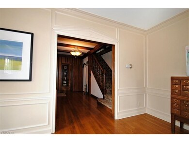 Entryway from front foyer to living room.