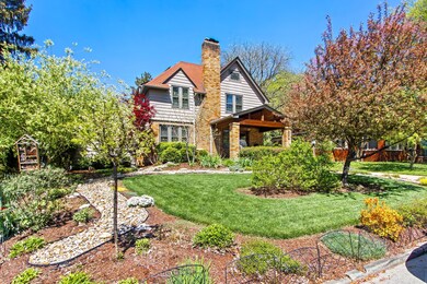 204 W Dunedin Rd, Columbus, OH 43214 - photo 3