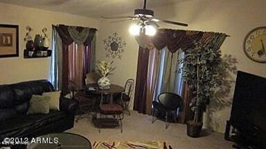 2455_FamilyRoom
