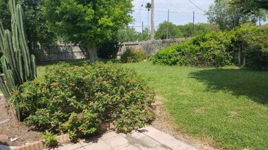 610 W 13th St, Weslaco, TX 78596 - photo 7