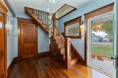 Entryway 1