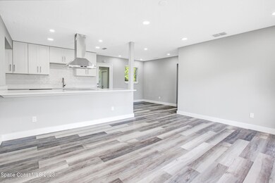 005_trevisuality_1107_hickory_lane-5