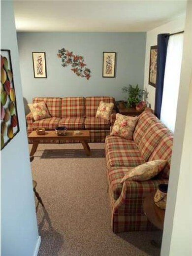 13 Roosevelt Dr, Boyertown, PA 19512 - photo 6