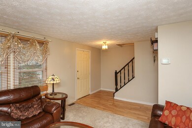 74 Windersal Ln, Parkville, MD 21234 - photo 4