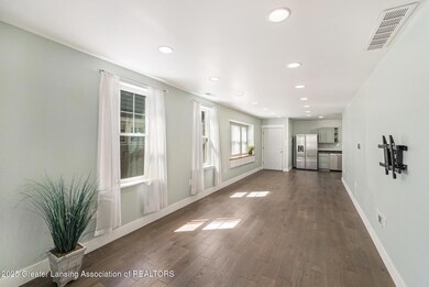 1239 Mechanic St, Lansing, MI 48912 - photo 5