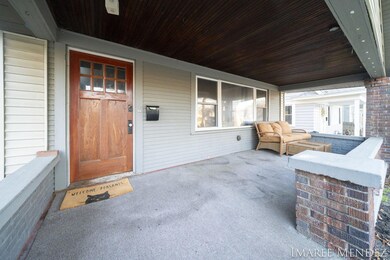 7-web-or-mls-1140-benjamin-ave-se