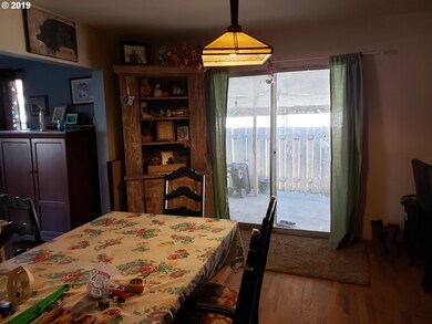 1106 NW Carden Ave, Pendleton, OR 97801 - photo 6