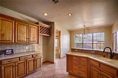 1501 Auburn Crossing, Edmond, OK 73012 - photo 6