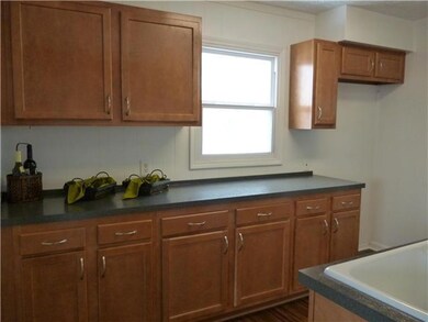 4504 Saint Rita Ln, Columbus, OH 43213 - photo 4