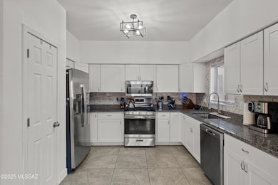 147 E Calle Puente Azul, Sahuarita, AZ 85629 - photo 7