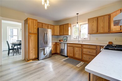 492 Winter St, Woonsocket, RI 02895 - photo 7