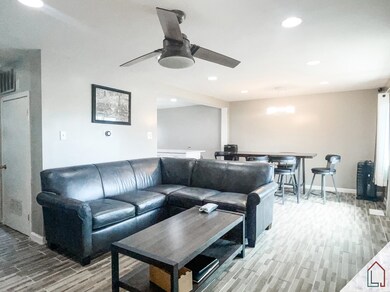 18160 Mary Ann Ln, Country Club Hills, IL 60478 - photo 3